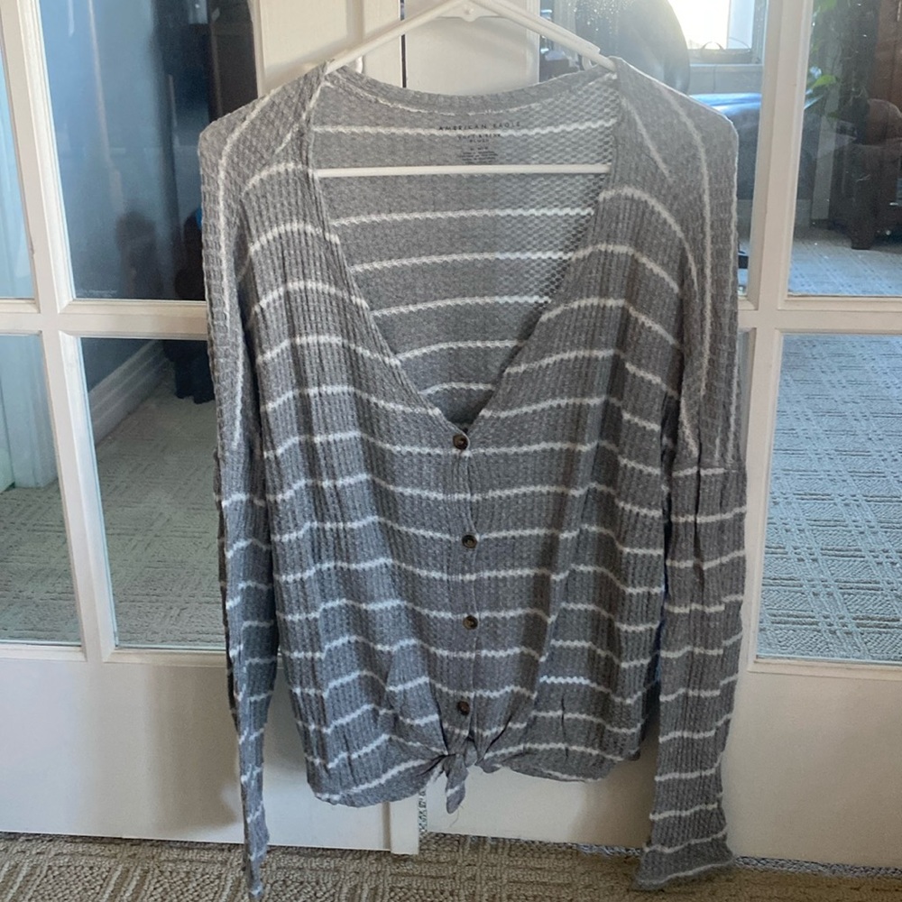 American eagle Long Sleeve waffle v neck